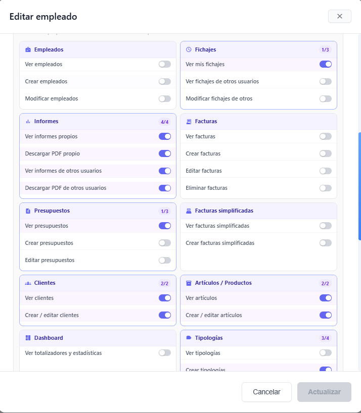 Panel de permisos con interruptores por módulo